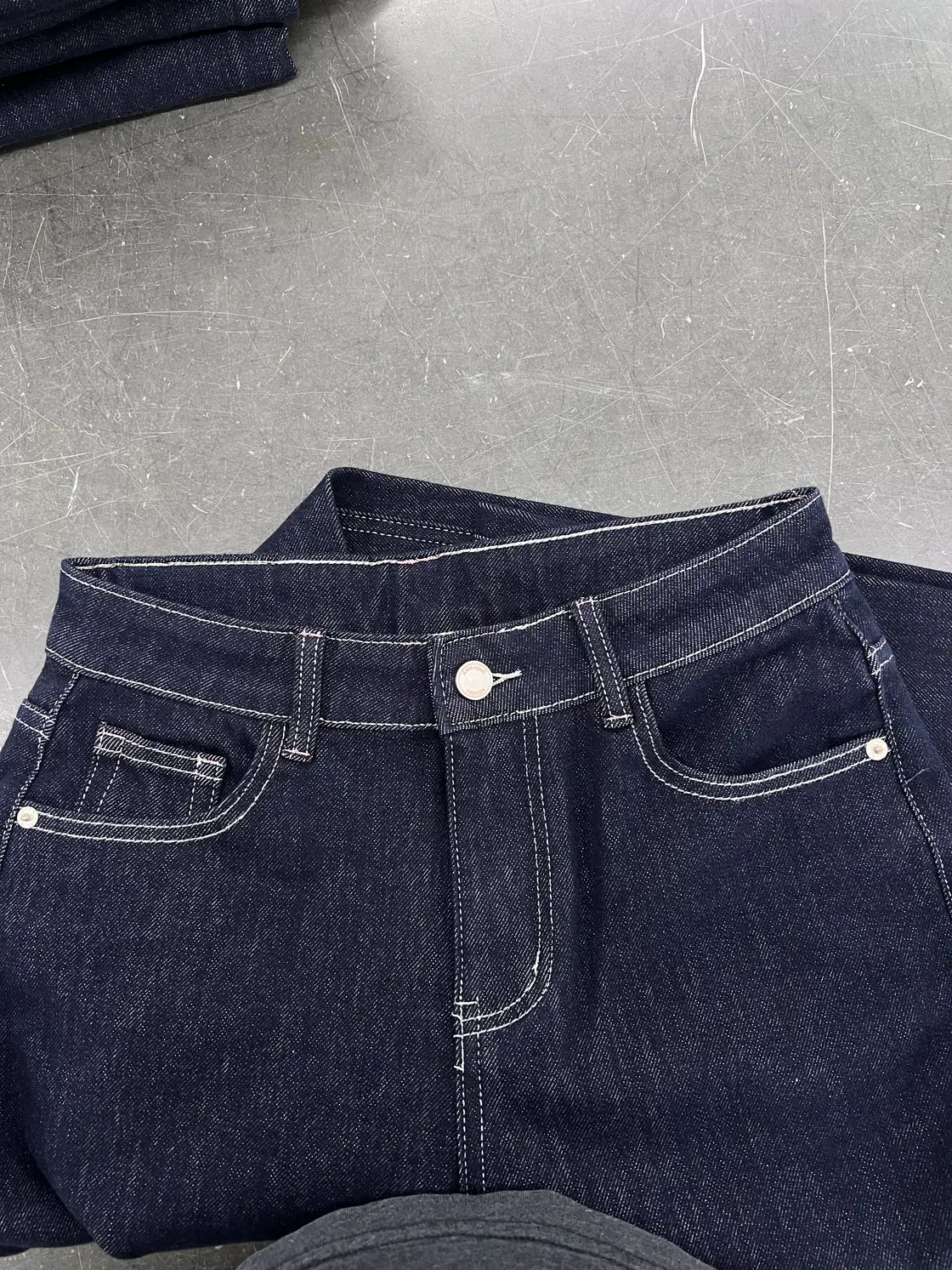 Men jeans front construction and denim workmanship detail