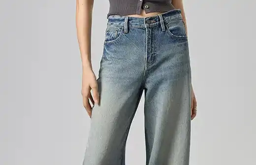 Men’s Straight-Leg Jeans